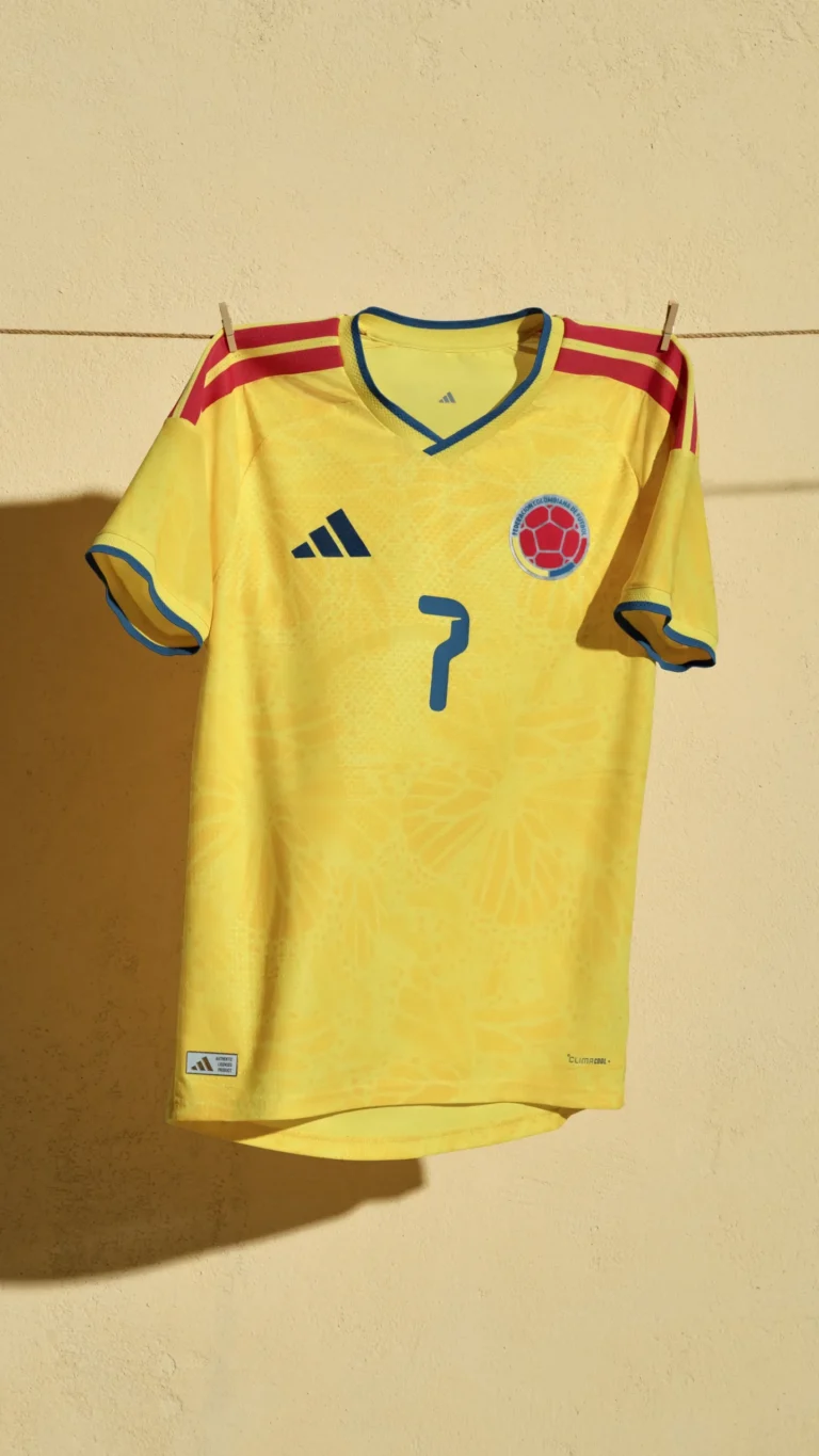 WC26_Product_Shoot_9x16_HighRes_COLOMBIA